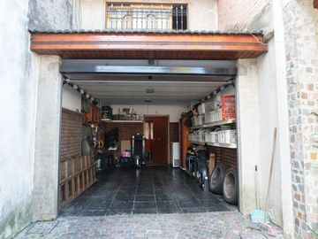 CASA 5 AMB VENTA LOCAL COCHERA HAB. DE SERVICIO