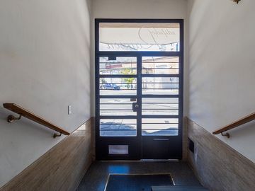 Venta depto 3 ambientes V. Crespo Super Luminoso