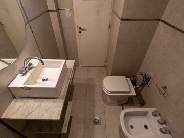 Venta depto 3 ambientes V. Crespo Super Luminoso