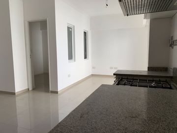 Dpto 2amb venta Chacabuco balcón/parrilla opc/coch