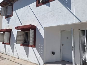DUPLEX EN VENTA EN CALLE RIOJA DE CDAD DE MENDOZA