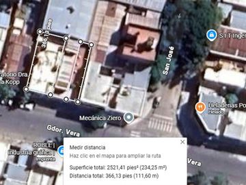 GALPÓN EN ALQUILER CON DOBLE ACCESO VEHICULAR