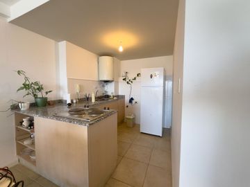 DEPARTAMENTO MONOAMBIENTE EN VENTA BV MITRE 517