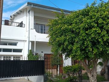VENTA EN BLOCK 3 DPTOS C/GARAGE QUILMES OESTE