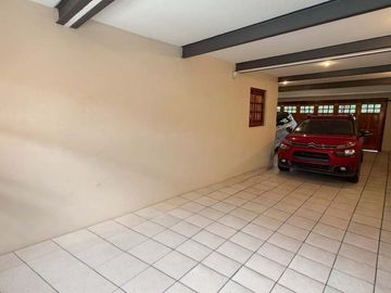 VENTA CASA 8AMB BURZACO