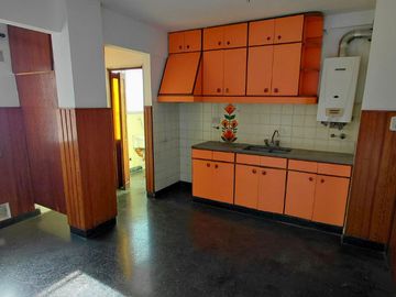 VENTA DEPARTAMENTO 3 DORMITORIOS COCHERA CENTRO