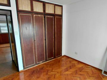VENTA DEPARTAMENTO 3 DORMITORIOS COCHERA CENTRO