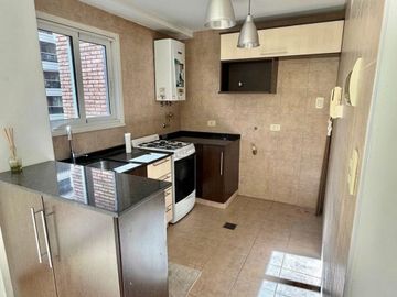 VENTA MONOAMBIENTE CON AMENITIES Y COCHERA URQUIZA