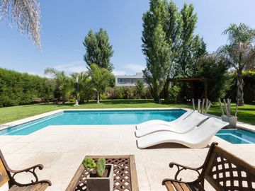 VENTA CASA TERRAVISTA. APTA CREDITO.  PERMUTA.