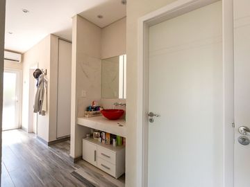 VENTA CASA TERRAVISTA. APTA CREDITO.  PERMUTA.