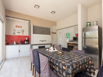 VENTA CASA TERRAVISTA. APTA CREDITO.  PERMUTA.