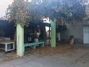 VENTA DE CASA A REFACCIONAR EN TERRENO DE 400MT2
