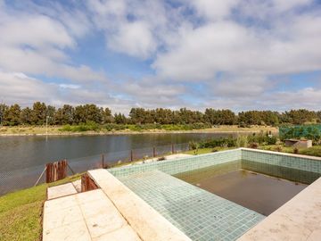 VENTA CASA 5AMB PILETA TERRAZA NORDELTA PERMUTA