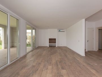 Casa en VENTA BARRIO VIRAZON. NORDELTA