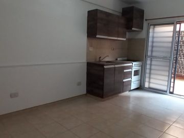 VENTA DEPARTAMENTO 2 AMB CASEROS APTO CREDITO