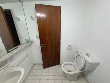 MONOAMBIENTE DIVIDIDO EN VENTA EN AVENIDA SANTA FE