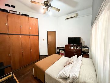 VENTA CASA 4 AMB C/ESCRITORIO TERRAZA LOTE PROPIO
