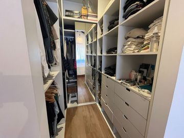 VENTA CASA 4 AMBIENTES VILLA LUZURIAGA