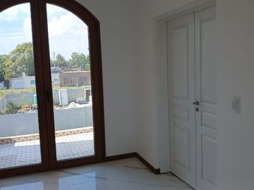 CASA DE 7 AMB.A ESTRENAR EN S,A,DE ARECO
