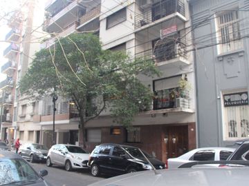 Departamento 3 Ambientes con Baulera – Luminoso Contrafrente en Flores