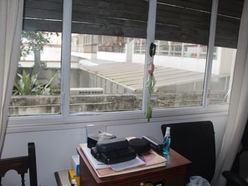 Departamento 3 Ambientes con Baulera – Luminoso Contrafrente en Flores