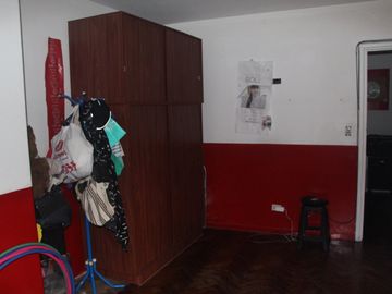 Departamento 3 Ambientes con Baulera – Luminoso Contrafrente en Flores