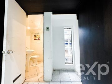 Local Comercial en Venta en Nueva Providencia 2214
