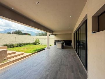 Casa en Sierra Alta 9o Sector