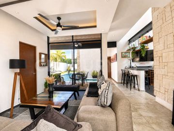 Casa en Venta en Lagos del Sol | Av Colosio Cancún