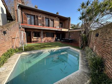 Venta Casa 5 amb, c/Jardín, Pileta y Garage - Punta Chica - Victoria