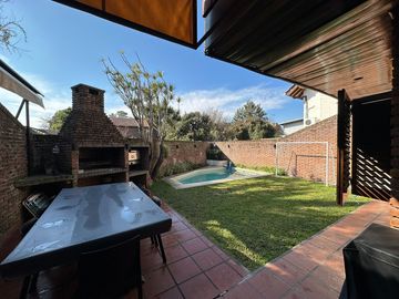 Venta Casa 5 amb, c/Jardín, Pileta y Garage - Punta Chica - Victoria