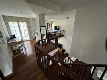 Venta Casa 5 amb, c/Jardín, Pileta y Garage - Punta Chica - Victoria