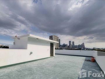 17 Bedroom Shophouse for sale in Makati City, Metro Manila