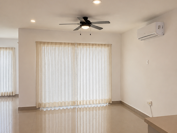 Casa en venta en Privada en Altabrisa, San Remo