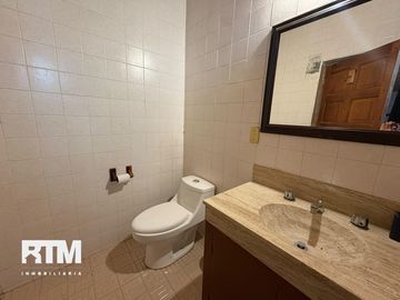 CASA EN VENTA EN GRANJAS DE LA FLORIDA