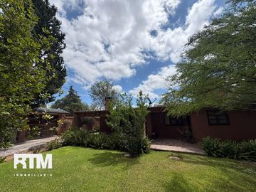 CASA EN VENTA EN GRANJAS DE LA FLORIDA