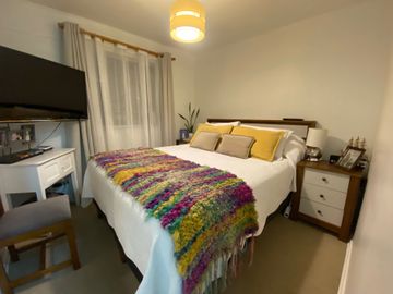 IMPECABLE DEPARTAMENTO 3 DORM 1 BAÑO 2 ESTACIONAMIENTOS