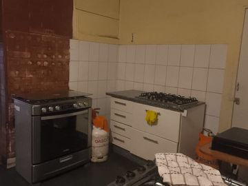 2 CASAS 2 LOCALES COMERCIALES PARA INVERSIONISTA