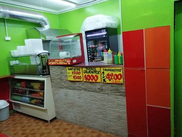 2 CASAS 2 LOCALES COMERCIALES PARA INVERSIONISTA