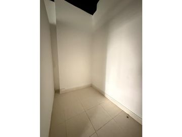 Local Comercial en Alquiler Greenwood Plaza – Tumba Muerto