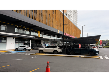 Local Comercial en Alquiler Greenwood Plaza – Tumba Muerto