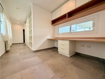 Moderna Casa 4 Ambientes en La Concepción, Luján| Acepta Permuta