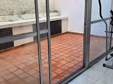 VENTA DEPTO RECOLETA 3 AMB PATIO PROPIO COCHERA