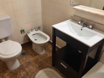 VENTA DEPTO RECOLETA 3 AMB PATIO PROPIO COCHERA