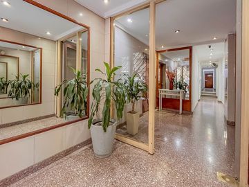 VENTA DEPARTAMENTO DE 2 AMBIENTES EN RECOLETA