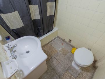 VENTA DEPARTAMENTO DE 2 AMBIENTES EN RECOLETA