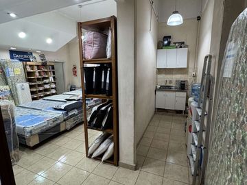 LOCAL EN VENTA EN LOMAS DE ZAMORA