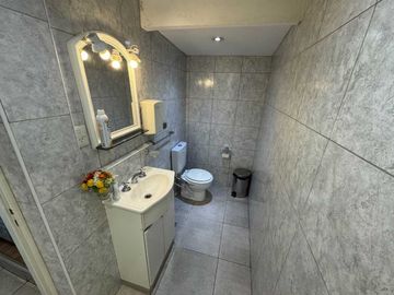 LOCAL EN VENTA EN LOMAS DE ZAMORA