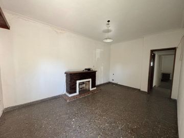 Casa 3 Ambientes Venta Moreno Parque Cochera