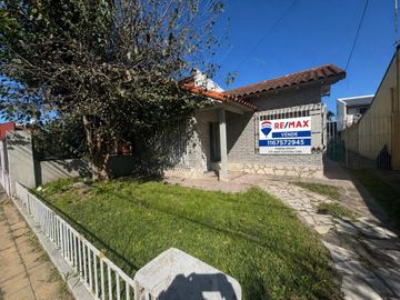 Casa 3 Ambientes Venta Moreno Parque Cochera